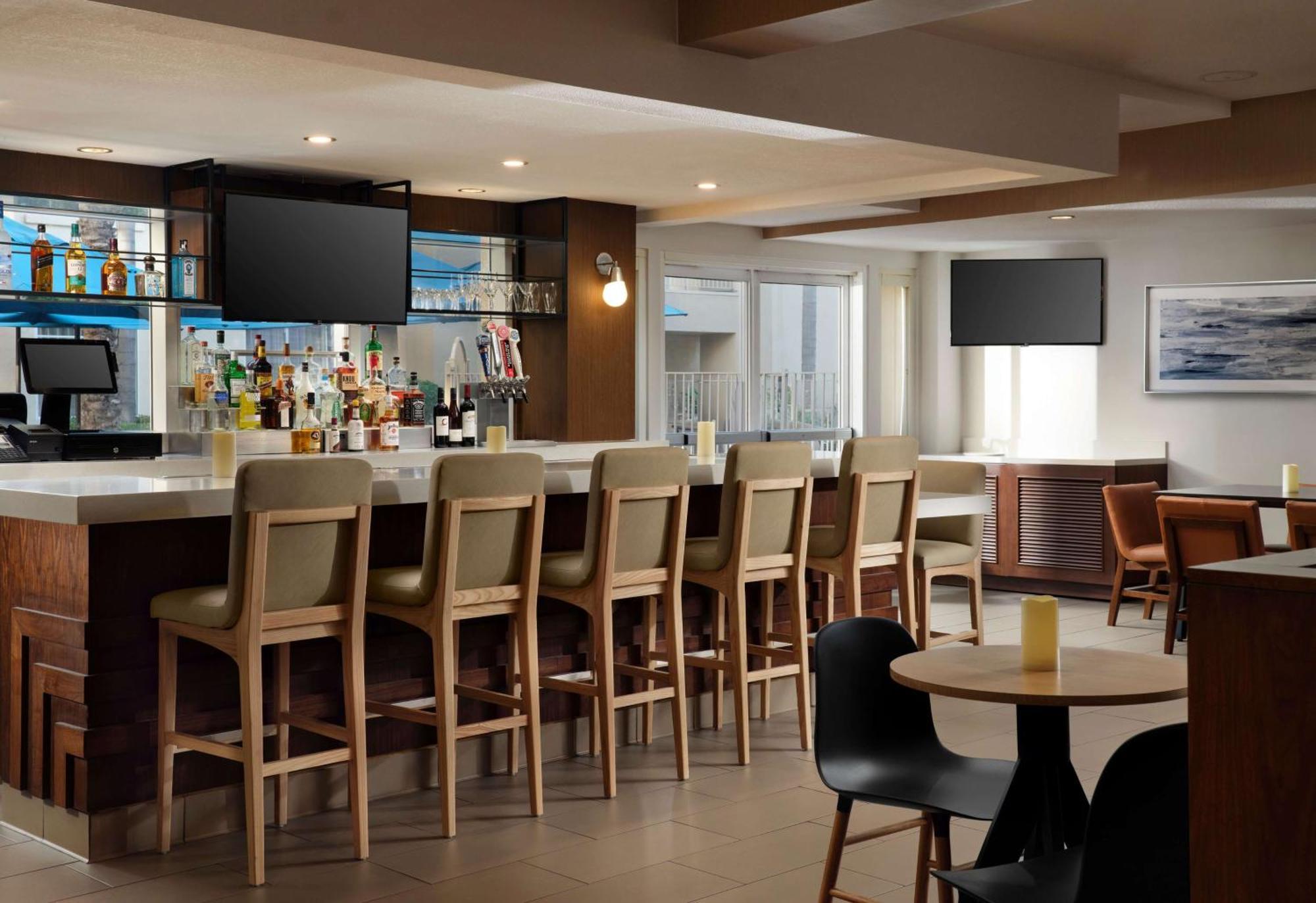 Hyatt House San Diego Sorrento Mesa Ngoại thất bức ảnh